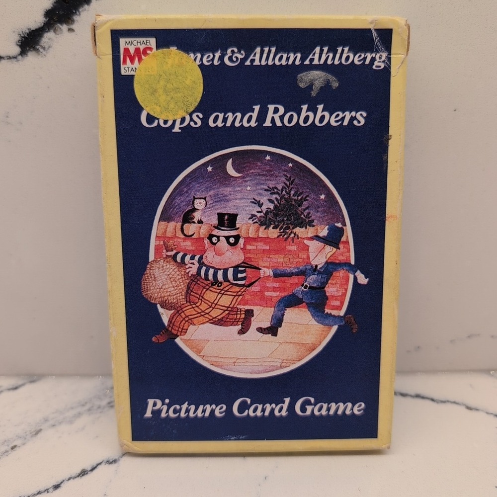 1978 Michael Stanfield (Janet & Allan Ahlberg) Cops Robbers 36 Picture Card Game